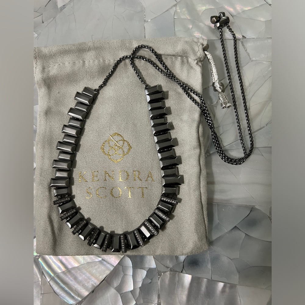 Kendra Scott Hematite Harper Necklace